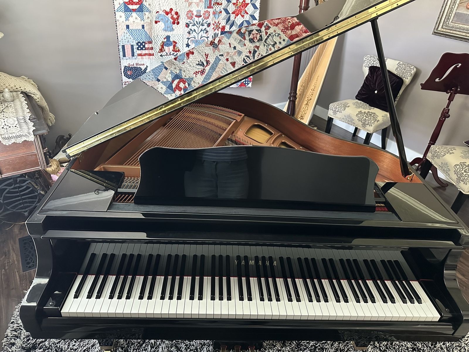Yamaha Black Polished Grand Piano with Bench