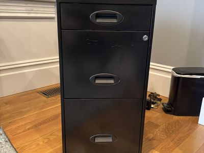 3-Drawer Filing Cabinet