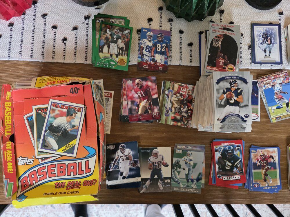 big lot of mixed sports cards