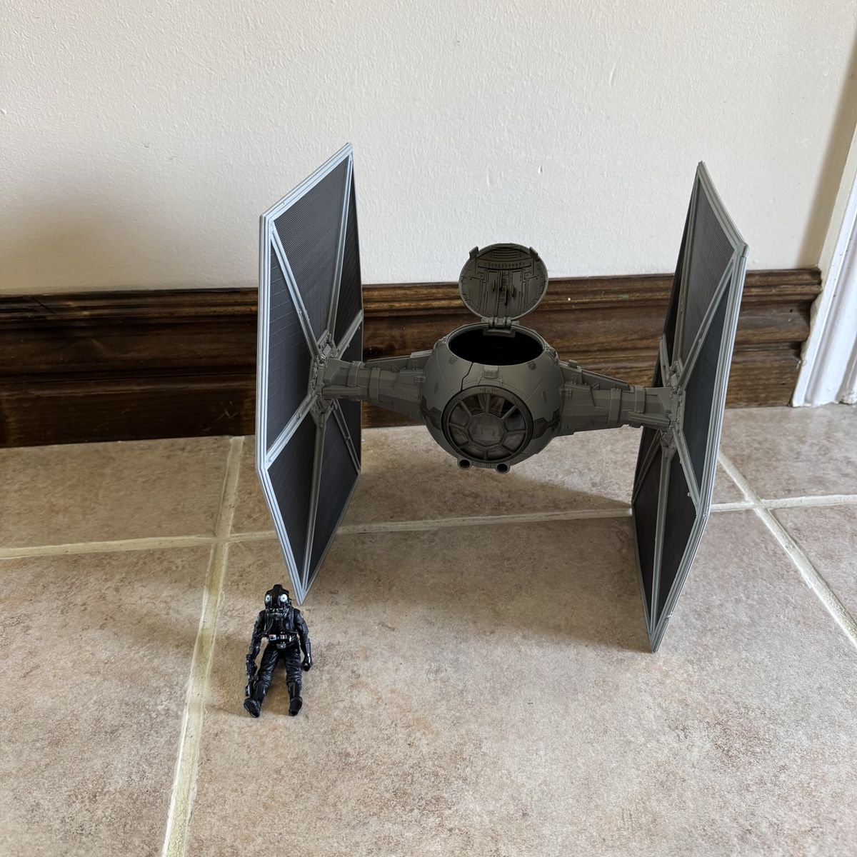 Star Wars - Imperial Tie Fighter Ship