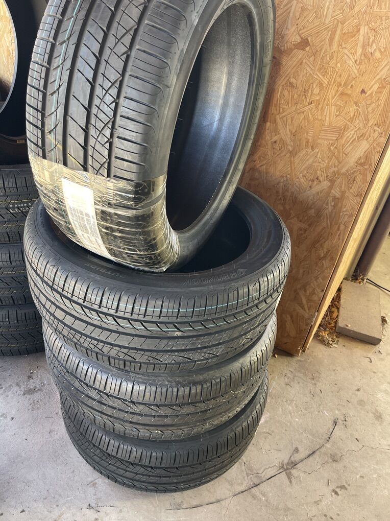 255/45R19 Hankook Tires