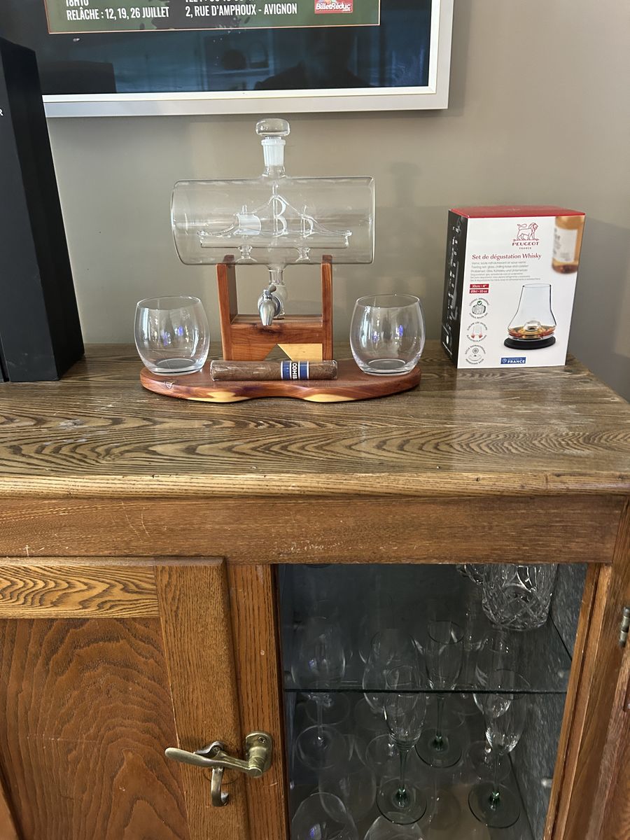 Early 20th Century Oak Ice Box