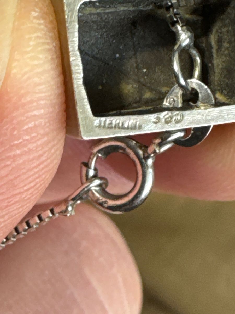 Main image 4