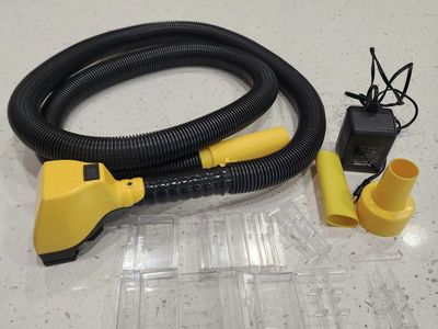 FLOWBEE HAIRCUT SYSTEM w/ HOSE ATTACHMENTS & POWER SUPPLY WORKS GREAT SUMMER HAIRCUTS TO SAVE $$