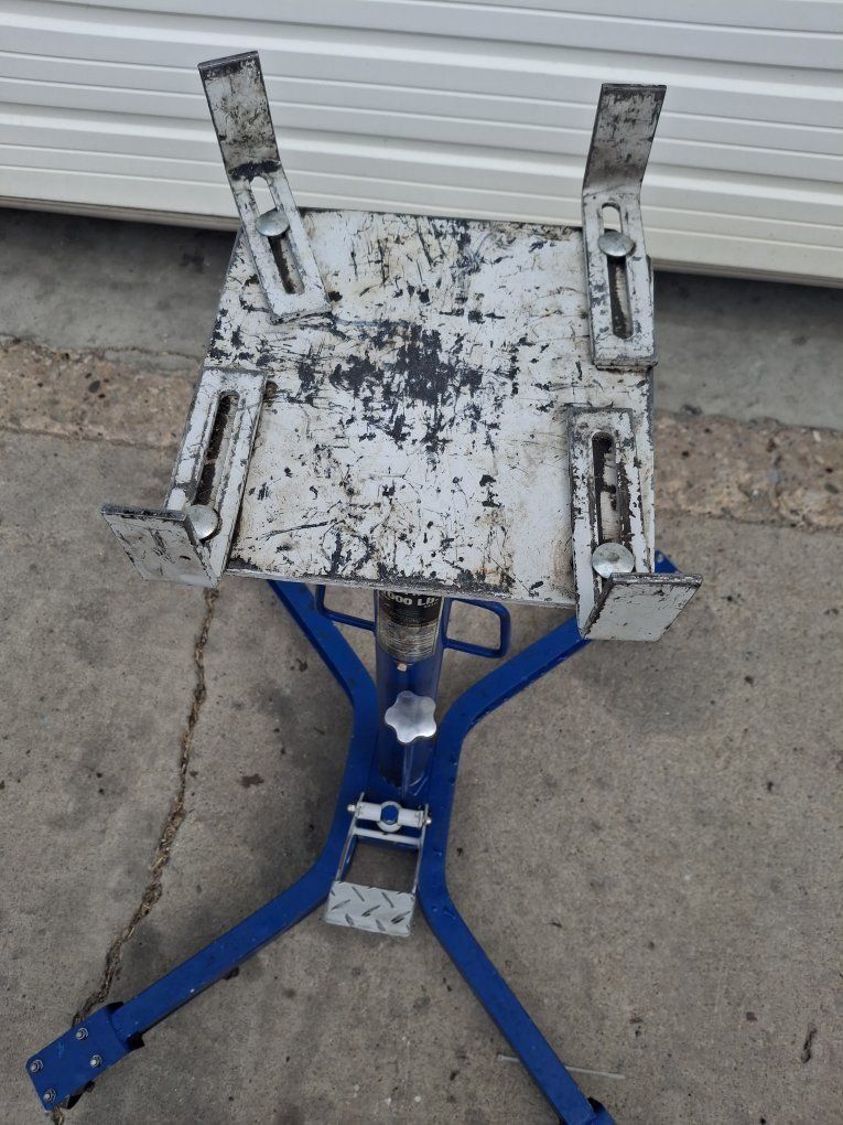carqwest transmission jack.
