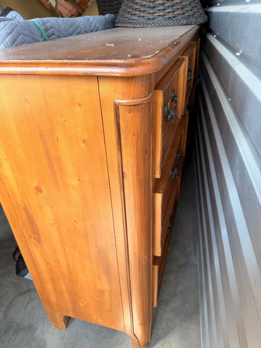 Main image 3