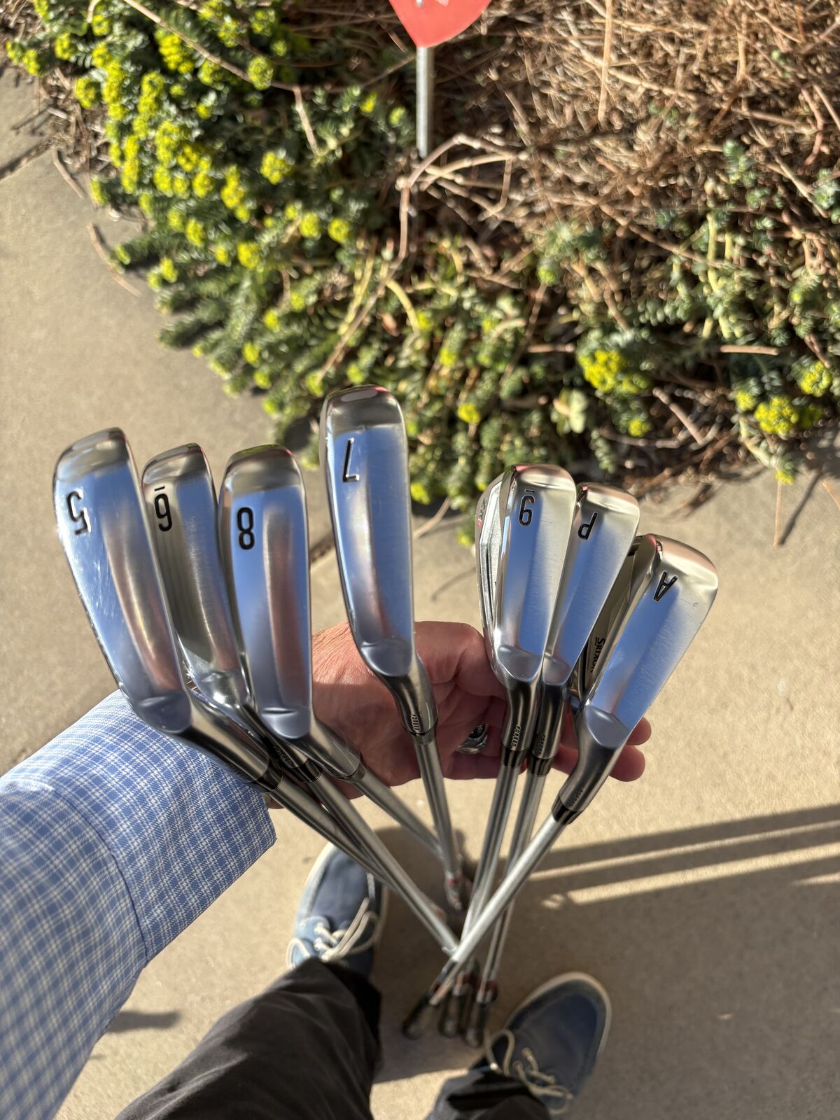 Srizin ZX5 Irons 4-AW Excellent Condition