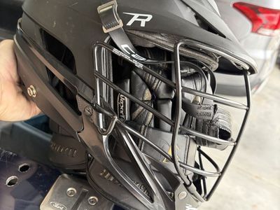 Cascade R Lacrosse Helmet - Matte Black