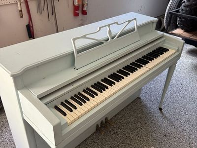 Free piano