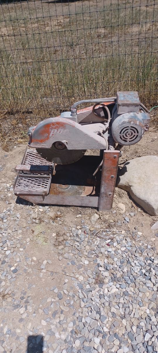 Portable Brick Saw