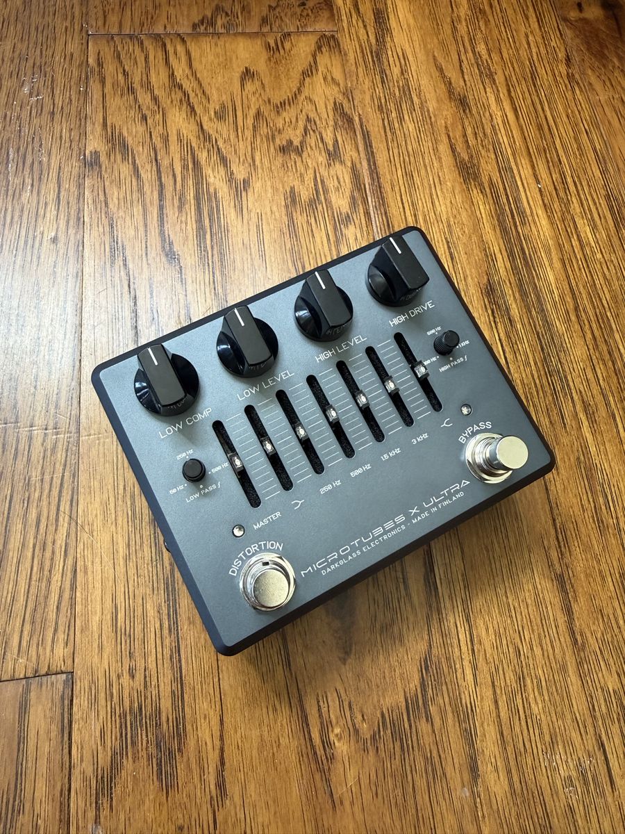 Darkglass Microtubes X Ultra Bass Preamp Pedal