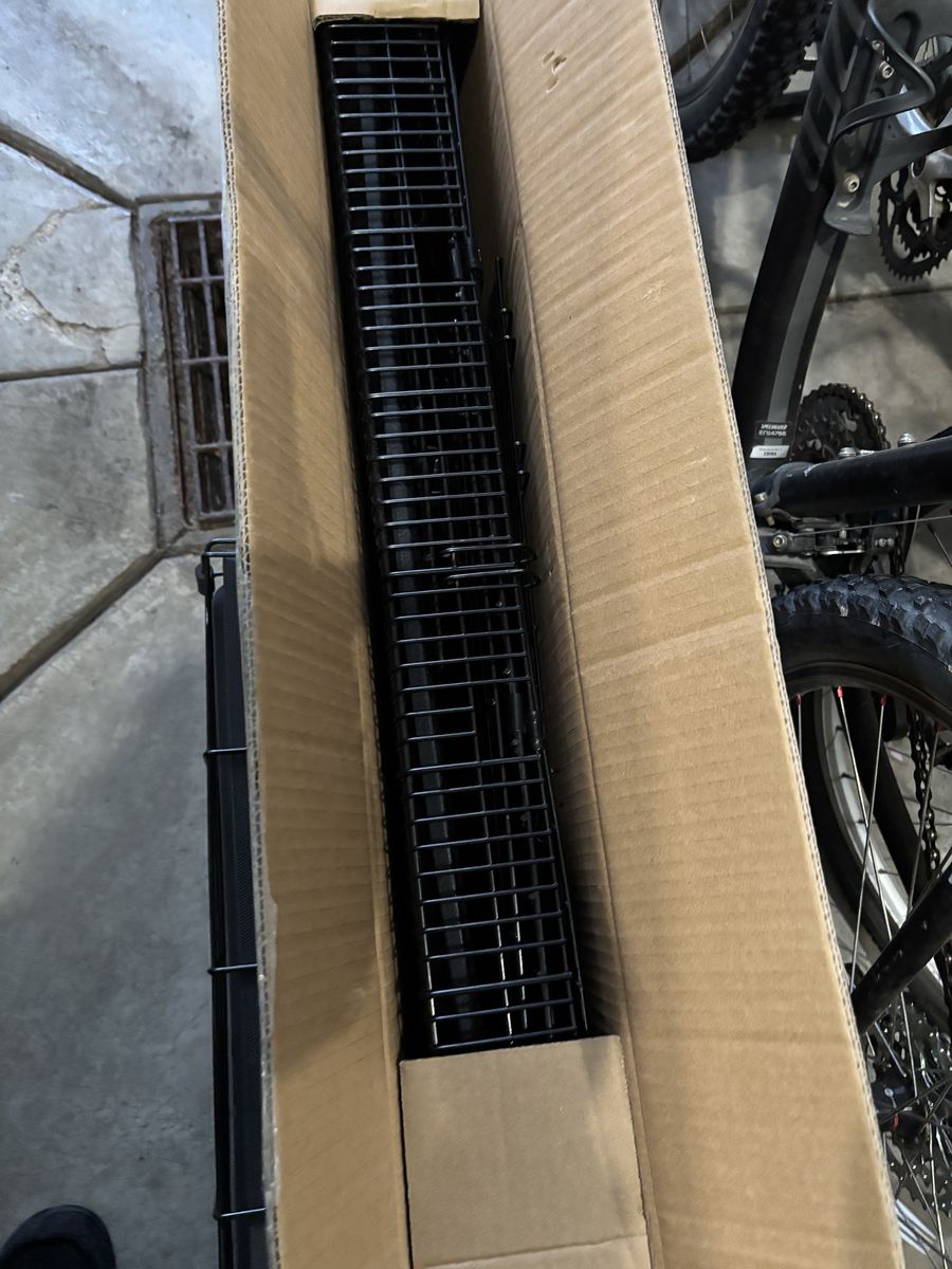 Brand New medium Pet Crate