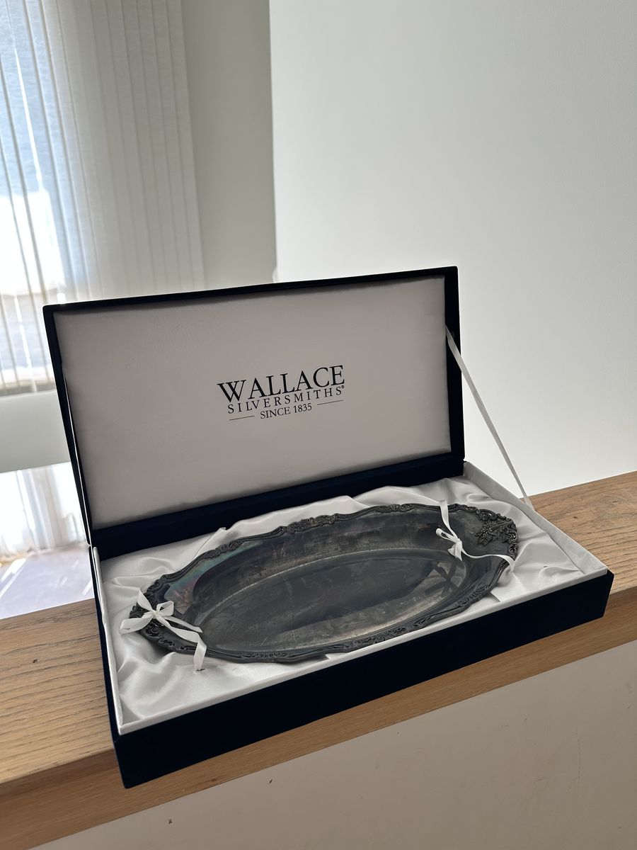 Silverplated Bread Tray (Wallace Silversmith)