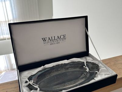 Silverplated Bread Tray (Wallace Silversmith)
