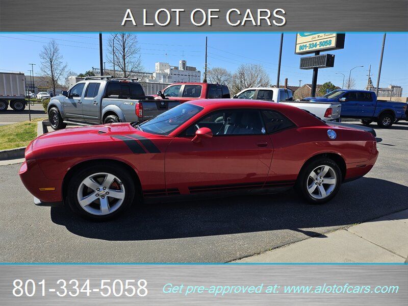 2013 DODGE CHALLENGER SXT