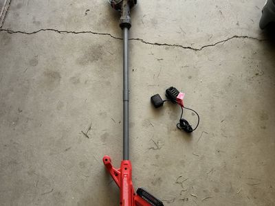 Craftsman Trimmer with battery and charger