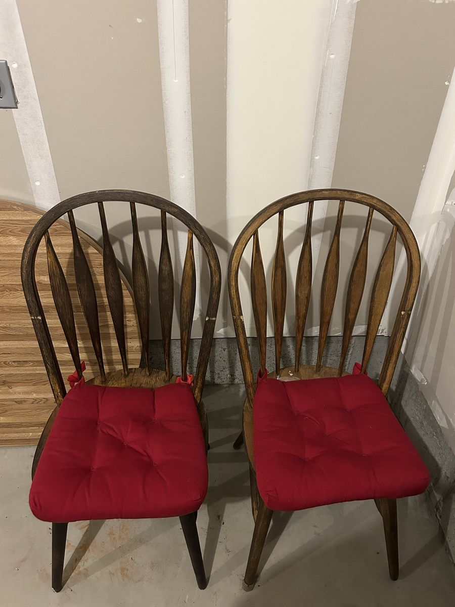 4 wood dining chairs
