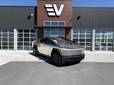 2024 Tesla Cybertruck Base
