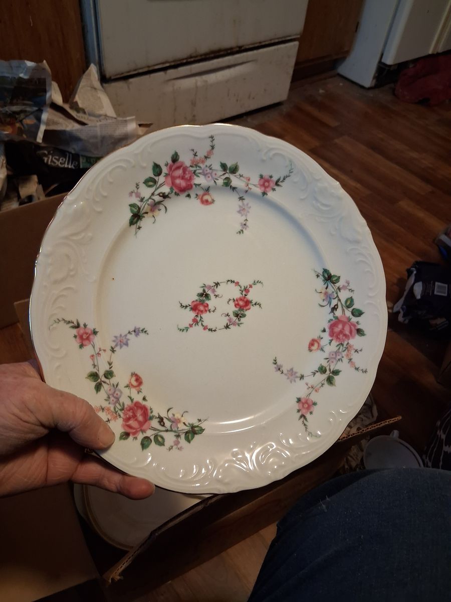 Main image 3
