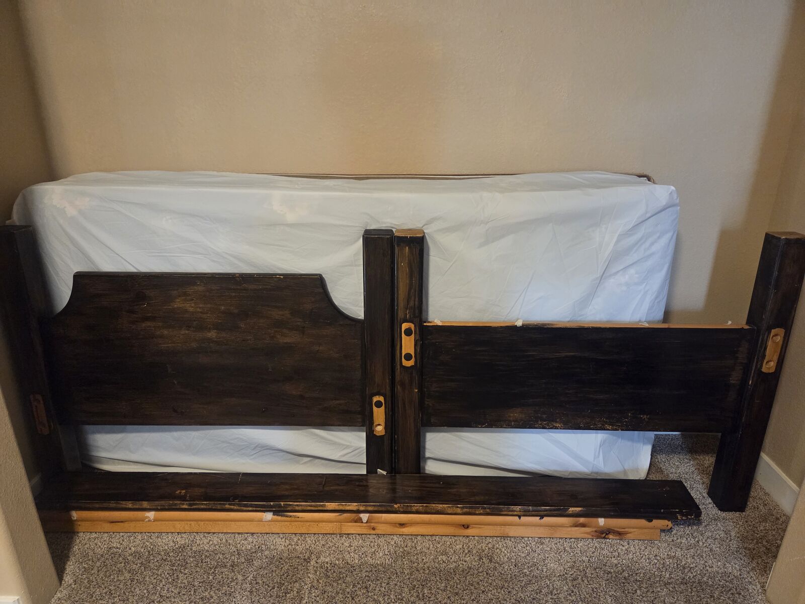 Twin bed