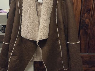 Maurices Women's Brown Faux Suede Shearling Draped Cardigan Jacket Size L, New with Tags