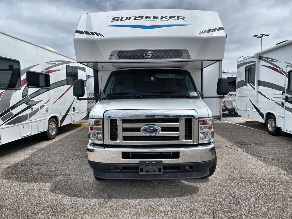Used 2025 Forest River RV Sunseeker 2150SLE