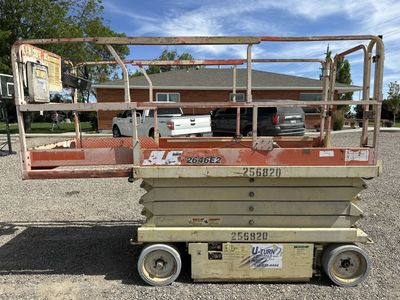 JLG 2646E2 Scissor Lift (New Batteries)