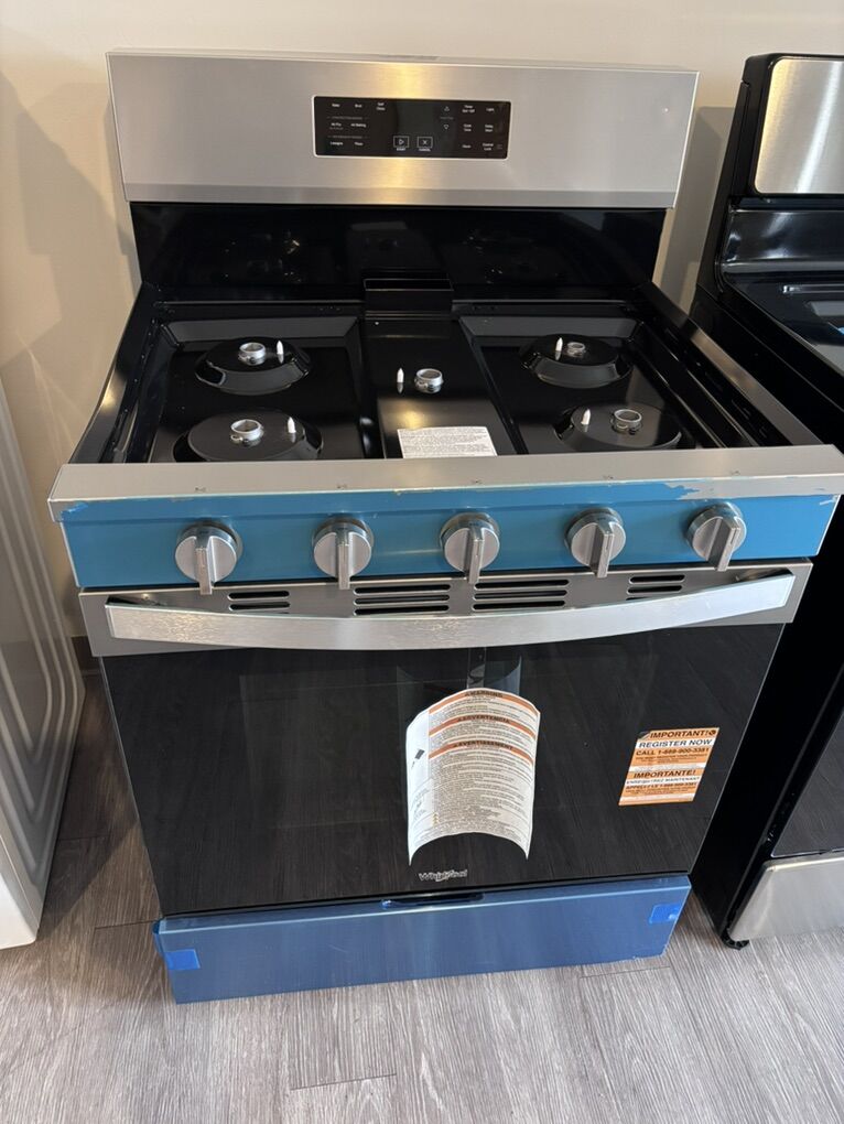 New 30in.Wide Convection Gas Range W/Air Fry