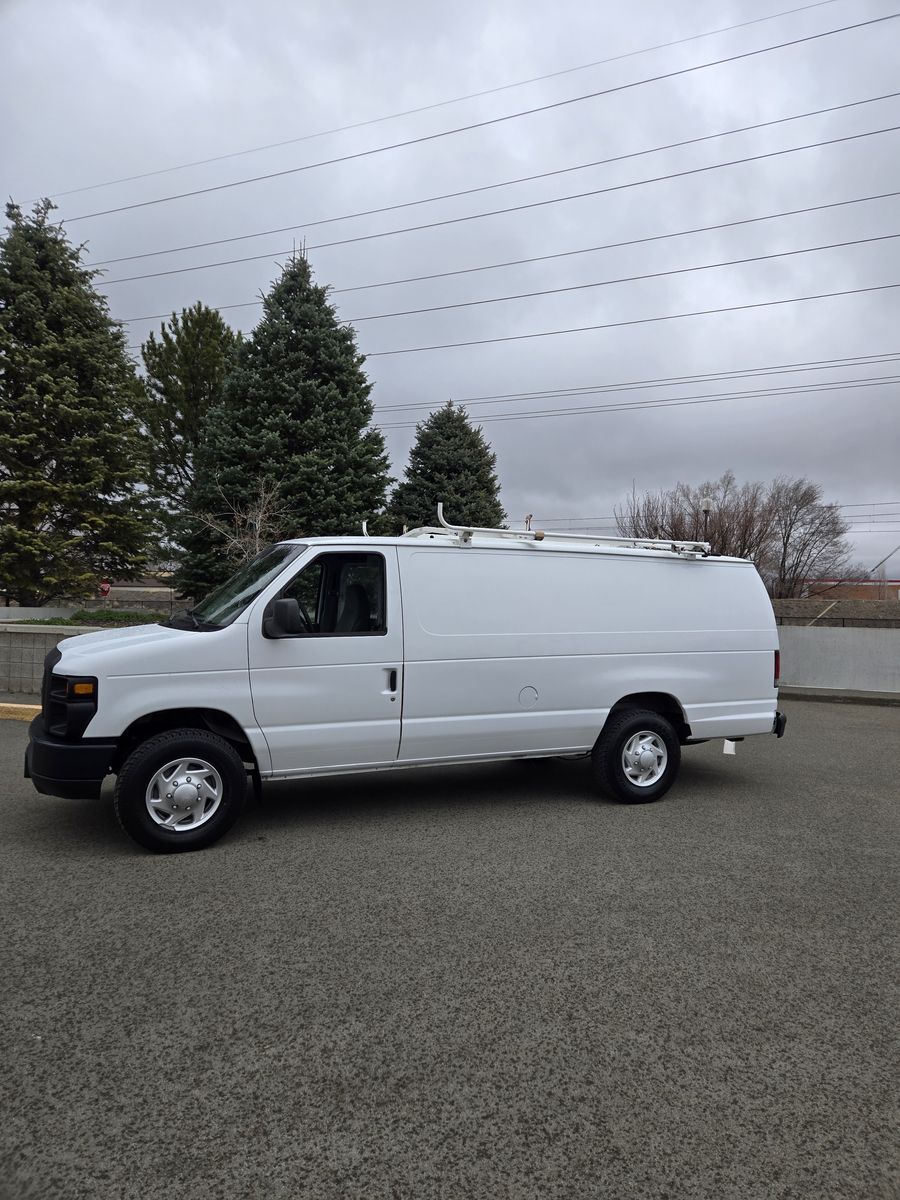 2008 FORD E E-350 SD