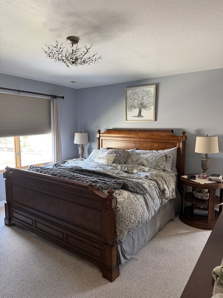 Ethan Alan Townhouse King Size Bed