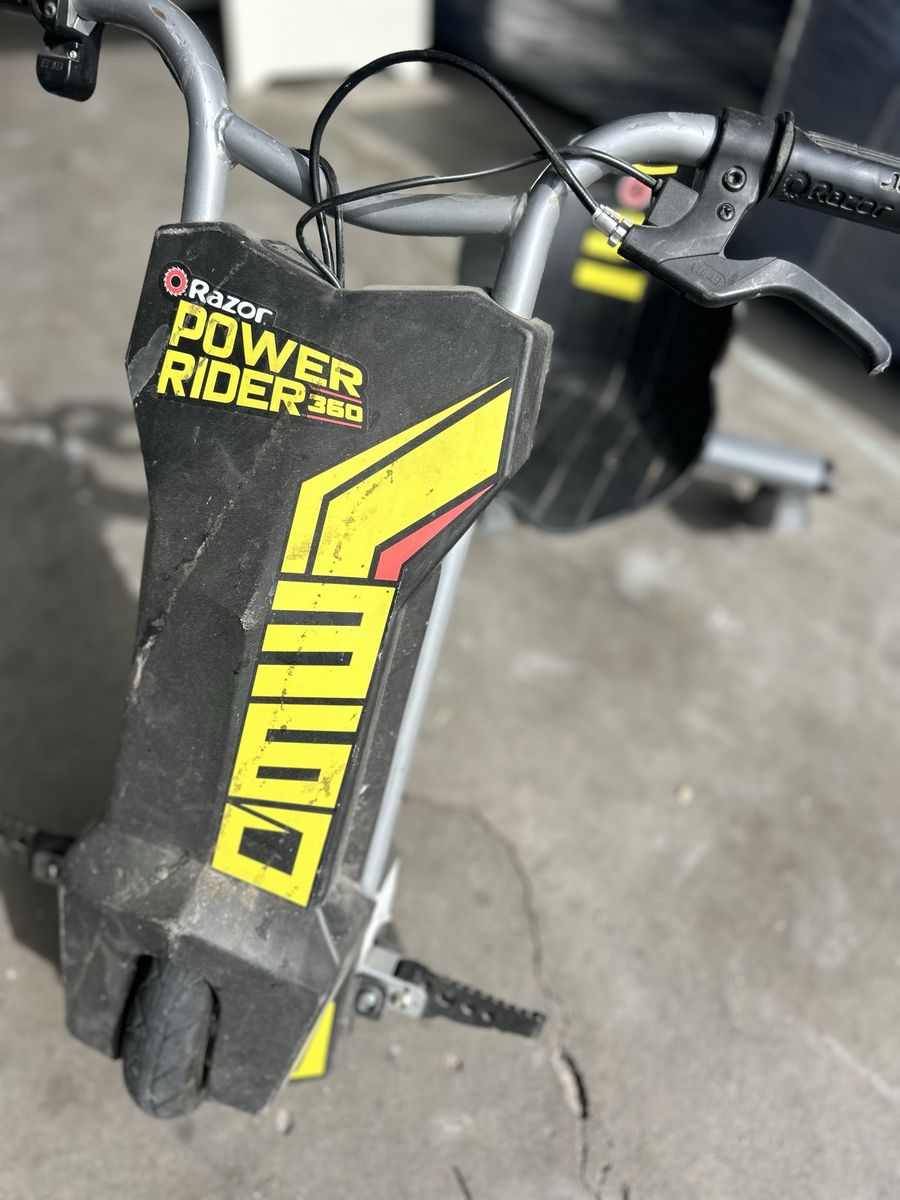 Razor power rider 360