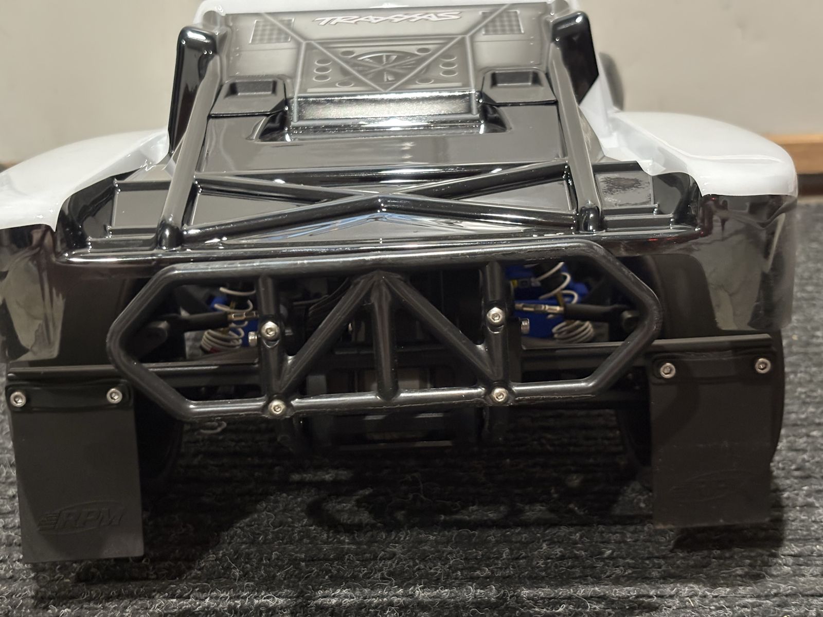 Main image 3