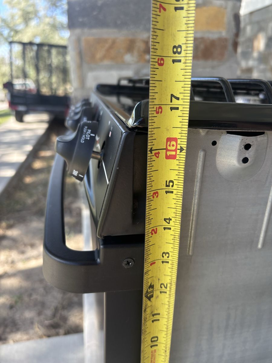 Main image 6