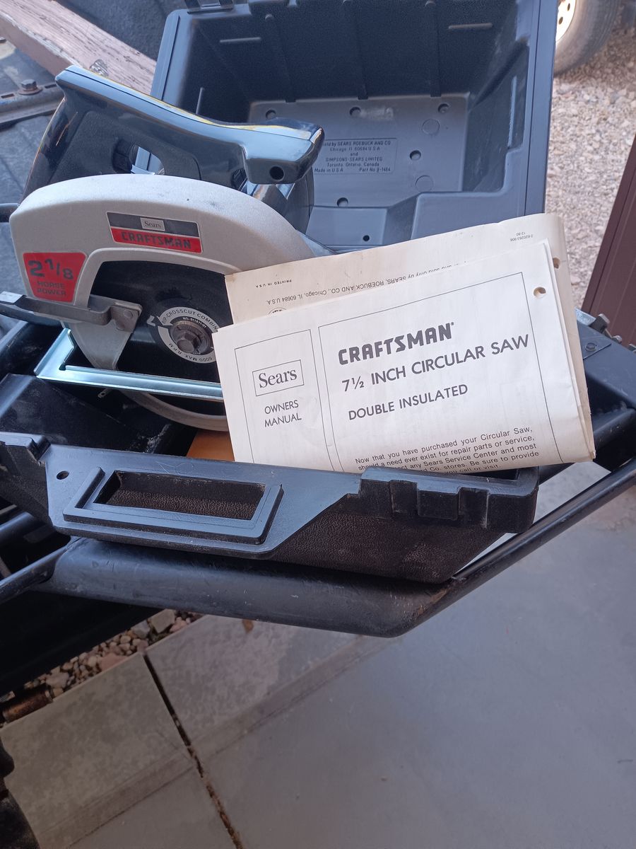 Craftsman 7 1/2 Inch Circular Saw - 2 1/8 HP Double Insulated with Owner's Manual