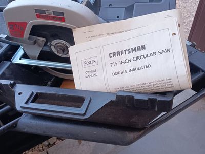 Craftsman 7 1/2 Inch Circular Saw - 2 1/8 HP Double Insulated with Owner's Manual