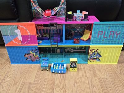 LOL doll house