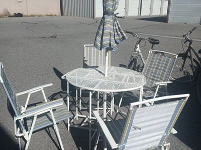 patio set