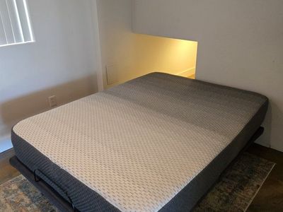Coastline Queen Size Adjustable Bed Base with Remote, and Bob O Pedic Affinity Queen Mattress