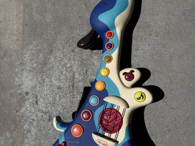 B. toys Woof-Woof Acoustic/Electric Howl Guitar - Dog-Themed Musical Toy for Kids
