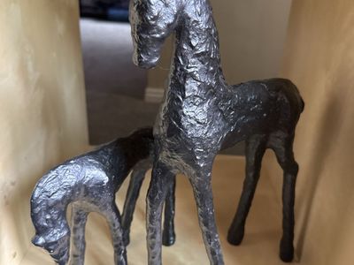 Vintage Style Cast Iron Horse Statues Set of 2 Decorative Figurines