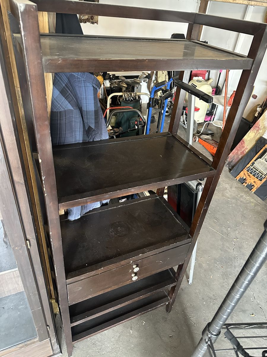 Main image 2