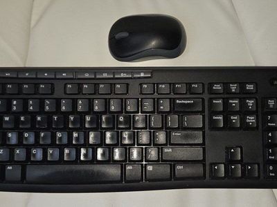 Logitech MK270 Wireless Keyboard and Mouse Combo - Black, Full-size, Spill-Resistant