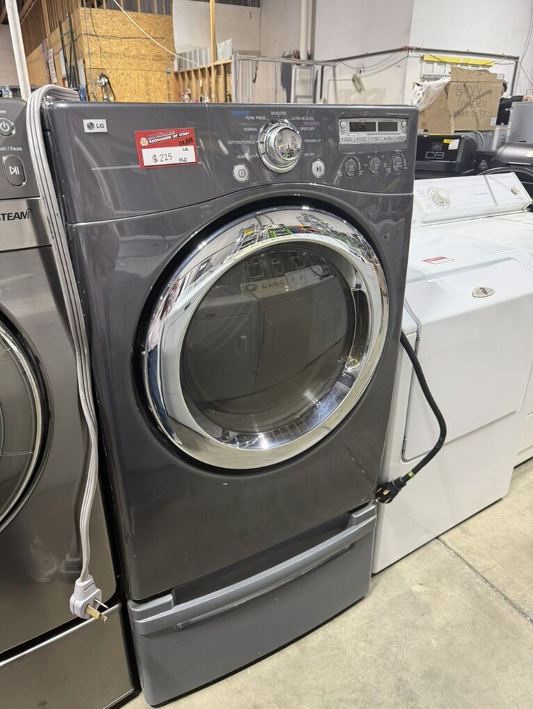 GREAT CONDITION LG FRONT LOAD DRYER W-PEDESTAL