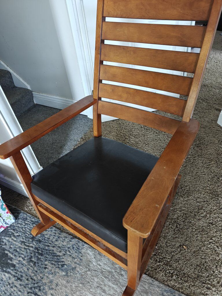 Solid wood rocking chair
