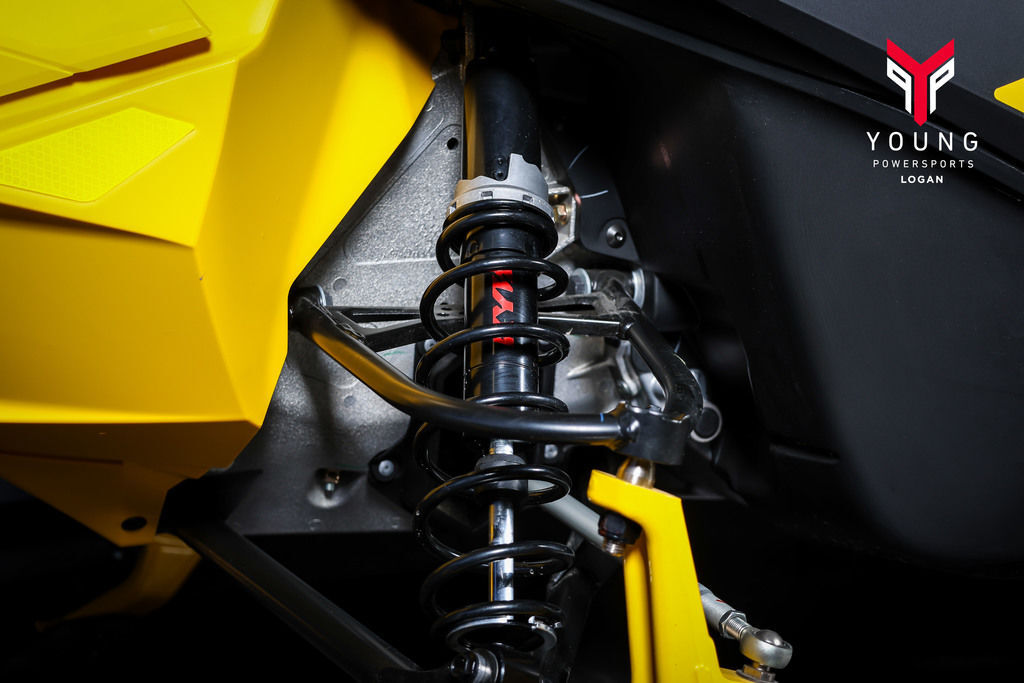 2025 Ski-Doo Summit® NEO + 600 EFI - 85 H_Al Hurricane 1.75 with FlexEdge