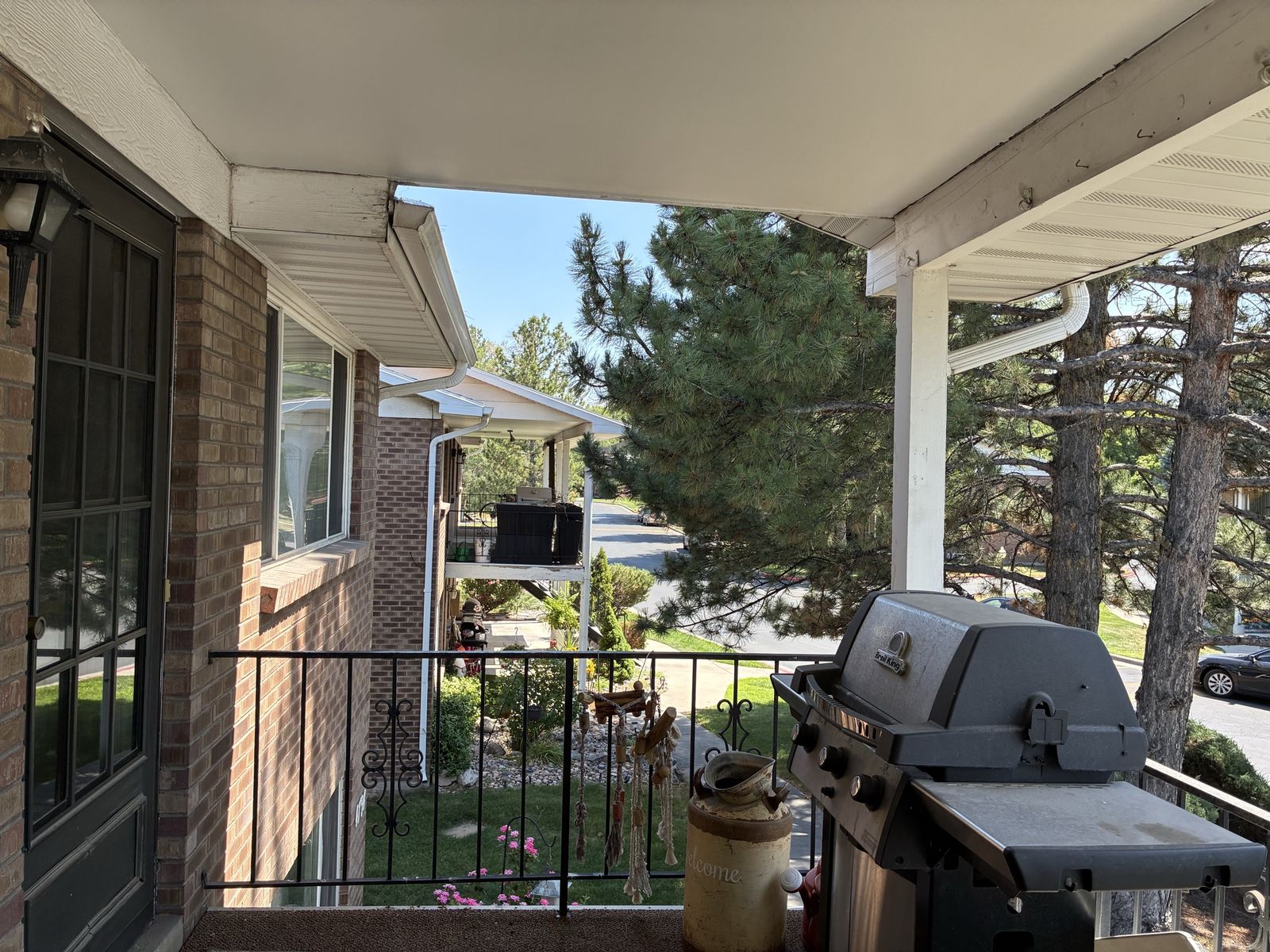 Seeking roommate to rent private room