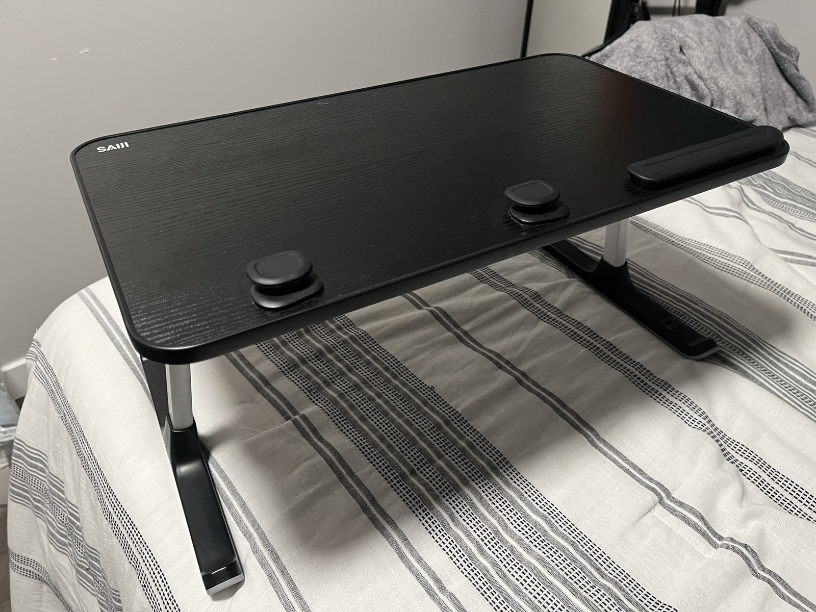 Lap Desk Bed Tray Table, Light Weight Foldable and adjustable