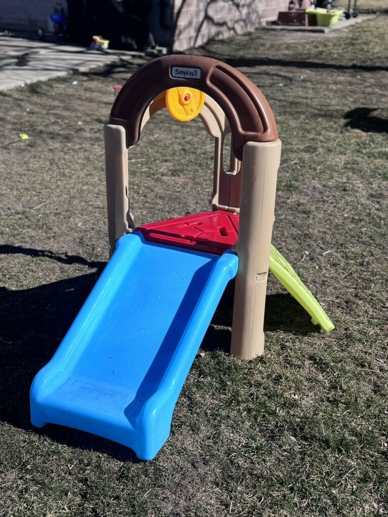 Simplay3 Outdoor Activity Climber and Slide