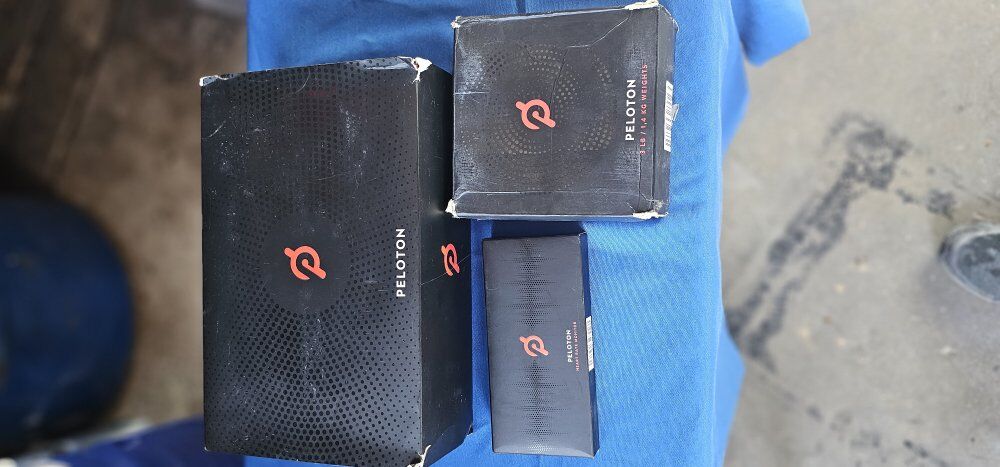 New Peloton cycling shoes, Dumbell, Monitor Torso