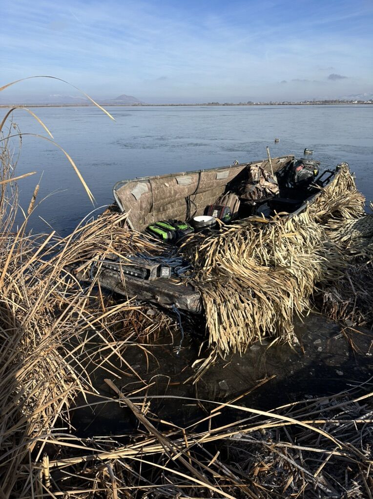 HEAVY DUTY ALUMINUM ALL WEATHER VALCO DUCK BOAT